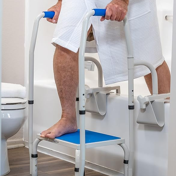 Bathtub Step Stool With Handles | Step2tub